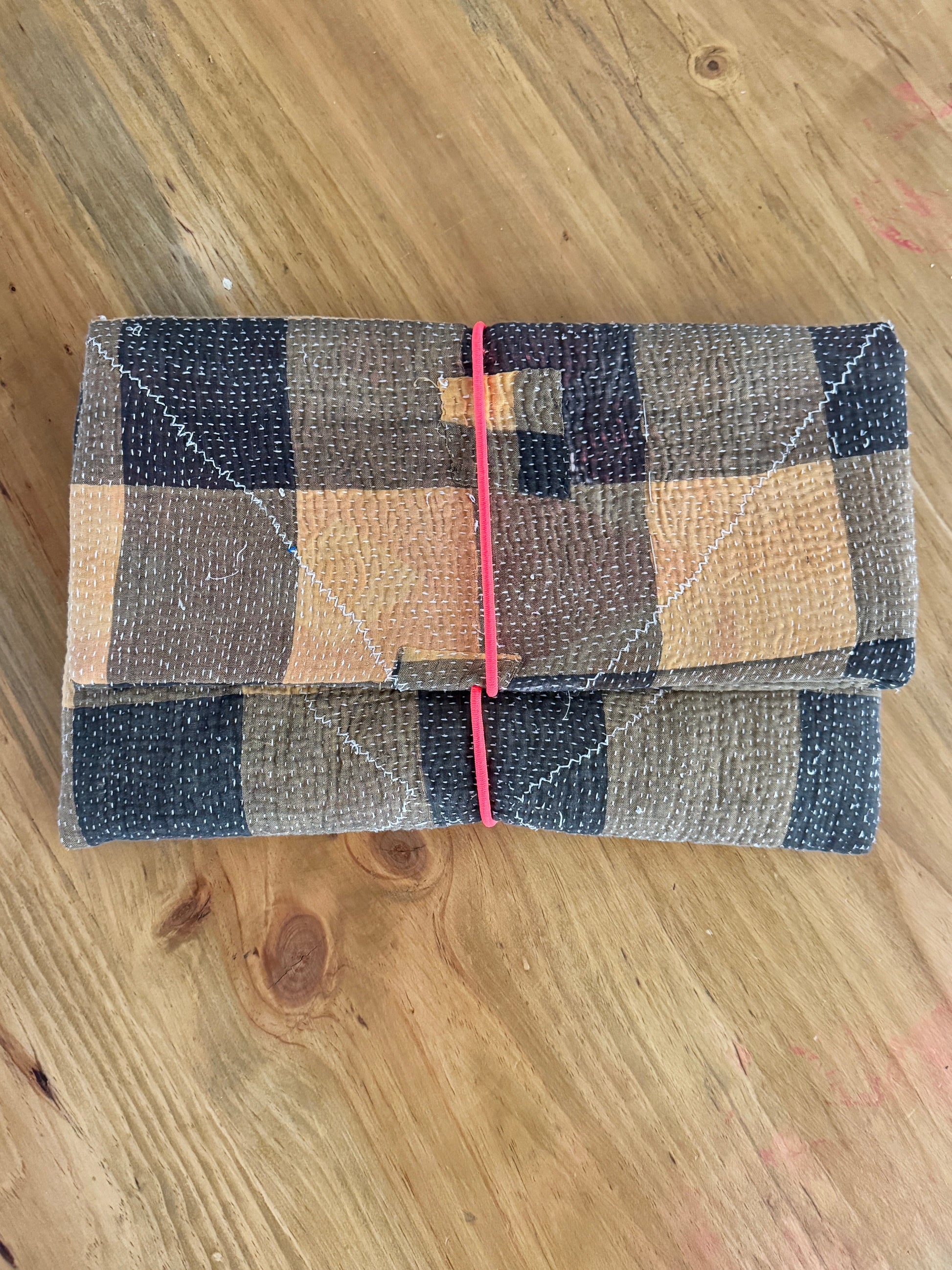 Sacoche Funda Mac patchwork tierra, vista 2