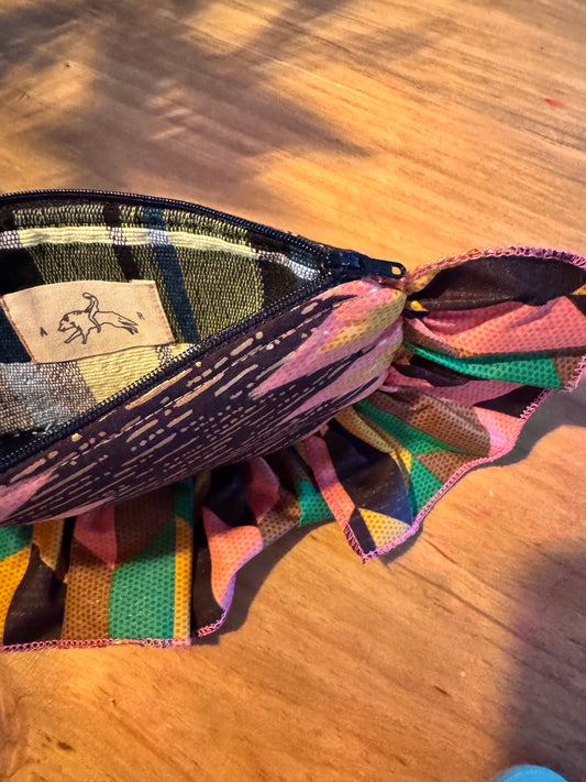 Sacoche Pouch Pieza 01 - geométrico coral/verde/mostaza