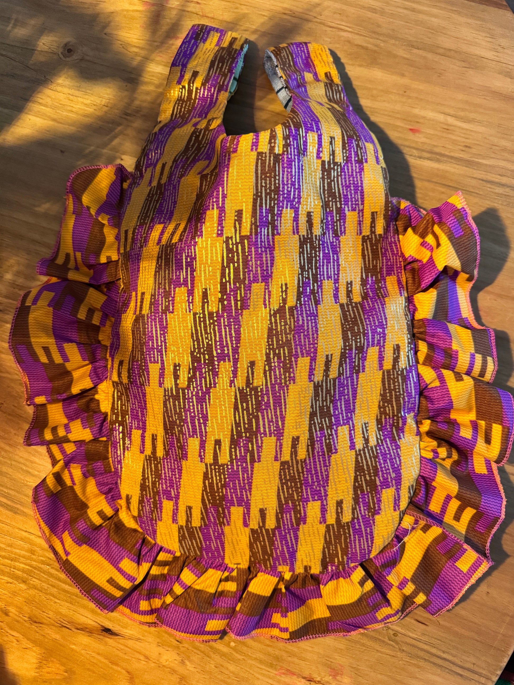 Sacoche Tote morado y dorado